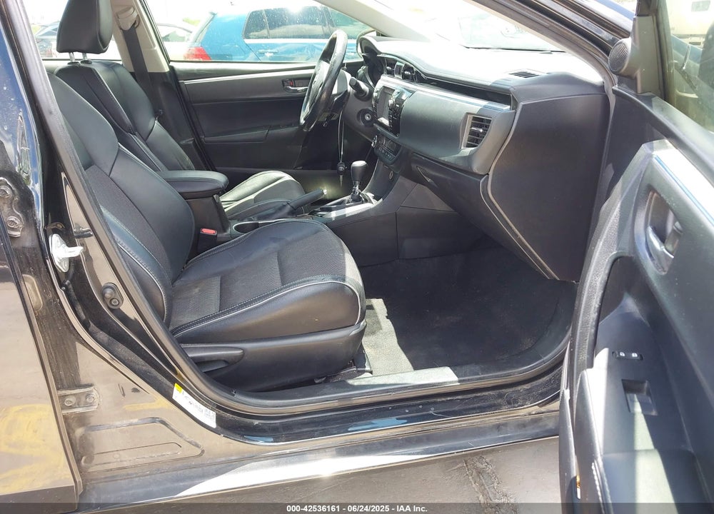2015 TOYOTA COROLLA VIN: 5YFBURHE5FP306255