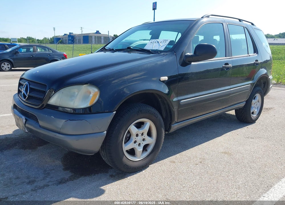 1998 MERCEDES-BENZ ML 320 CLASSIC VIN: 4JGAB54E9WA013555