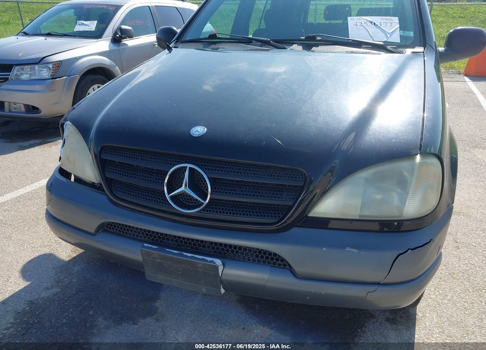 1998 MERCEDES-BENZ ML 320 CLASSIC VIN: 4JGAB54E9WA013555