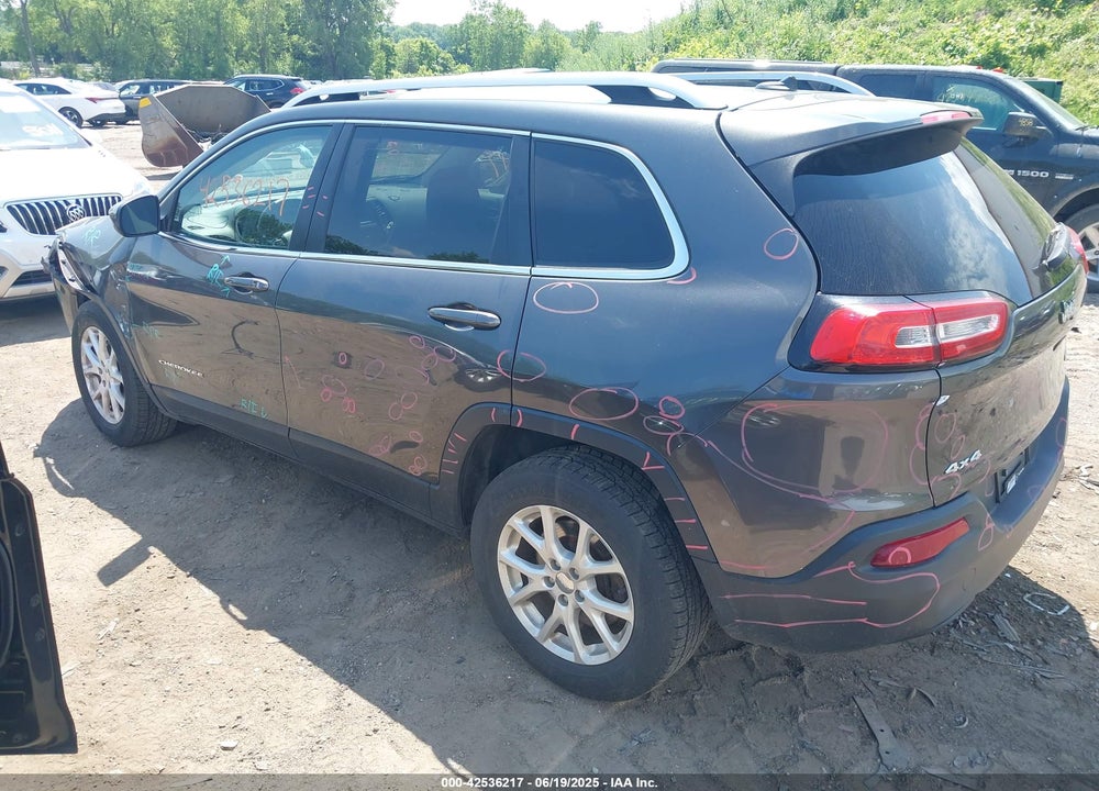 2015 JEEP CHEROKEE VIN: 1C4PJMCB2FW556249