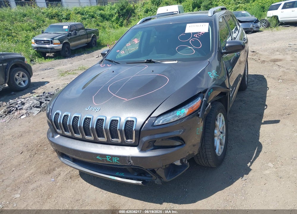 2015 JEEP CHEROKEE VIN: 1C4PJMCB2FW556249