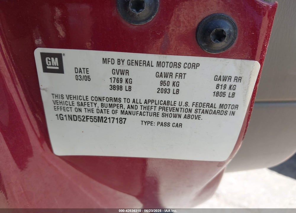 2005 CHEVROLET CLASSIC VIN: 1G1ND52F55M217187