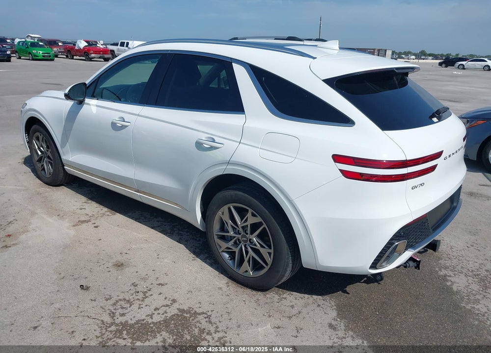 2024 GENESIS GV70 2.5T AWD VIN: 5NMMADTB8RH004460