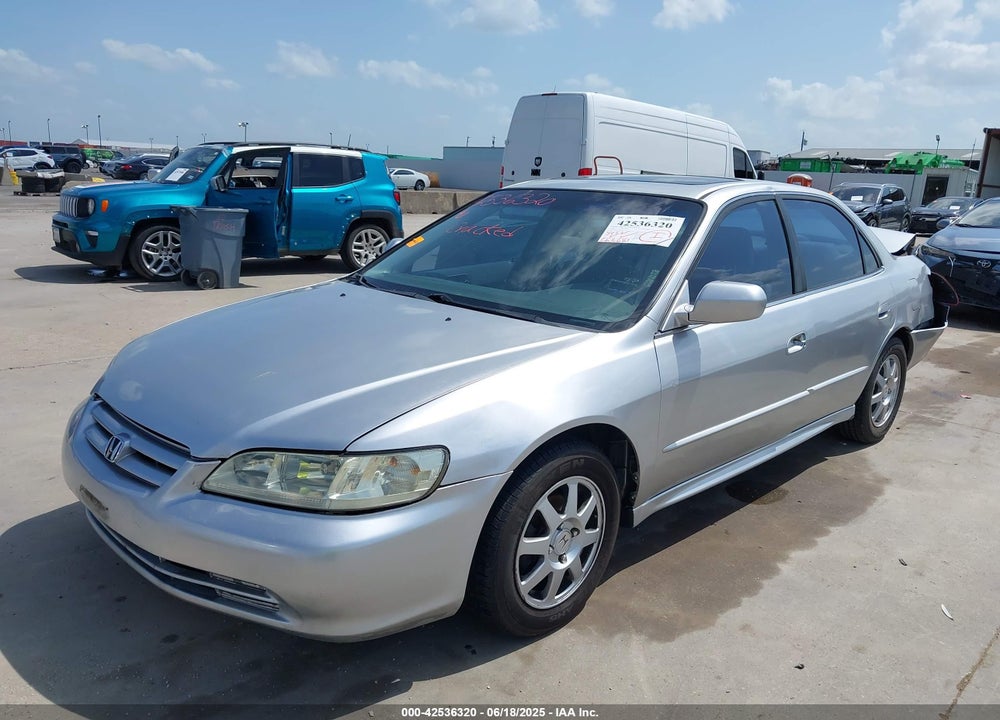 2002 HONDA ACCORD 2.3 SE VIN: JHMCG56762C031182