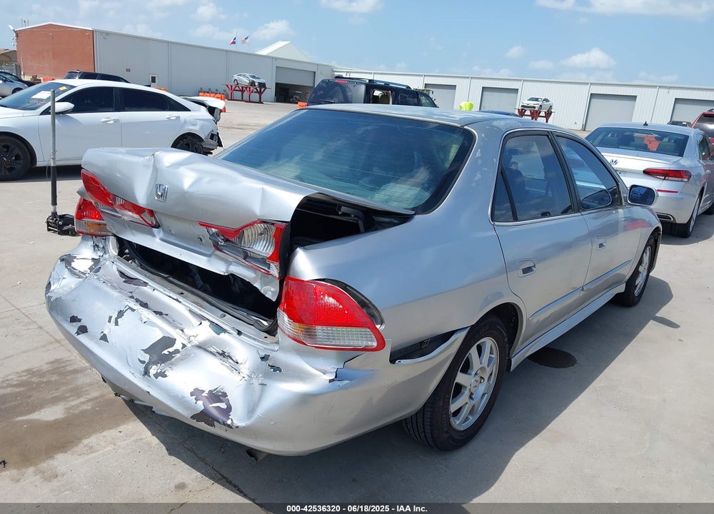 2002 HONDA ACCORD 2.3 SE VIN: JHMCG56762C031182
