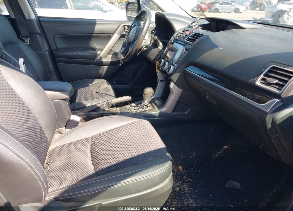 2018 SUBARU FORESTER VIN: JF2SJAGC9JH589789