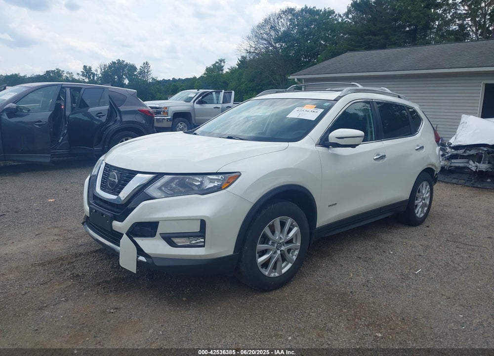 2018 NISSAN ROGUE VIN: 5N1ET2MT9JC802863