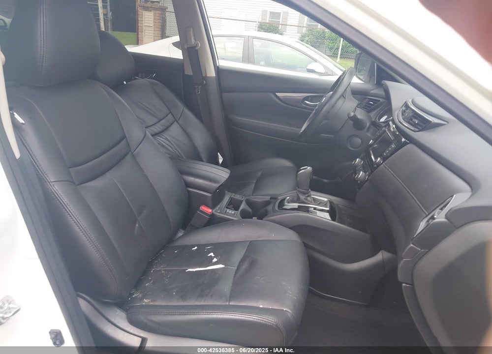2018 NISSAN ROGUE VIN: 5N1ET2MT9JC802863