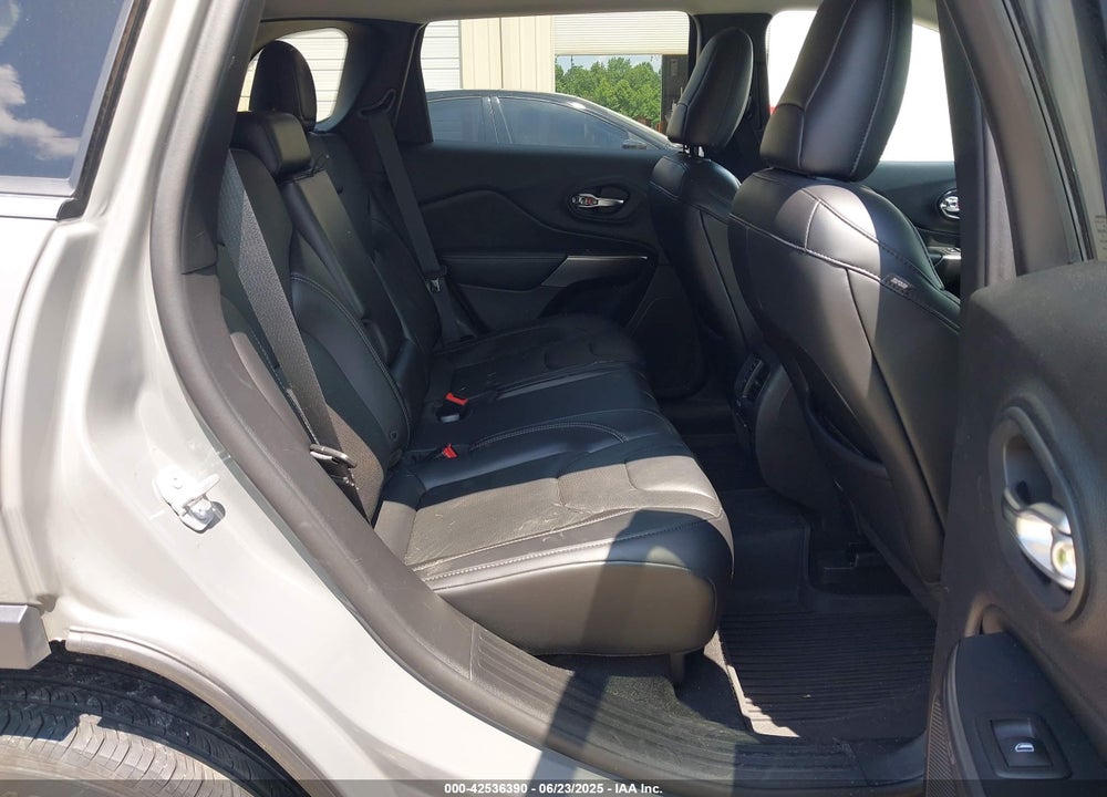 2019 JEEP CHEROKEE VIN: 1C4PJMDX9KD437128