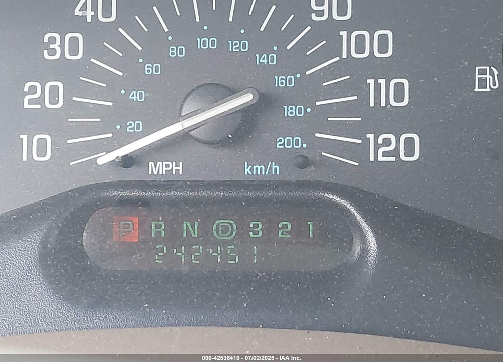 2002 BUICK CENTURY CUSTOM VIN: 2G4WS52J621208023