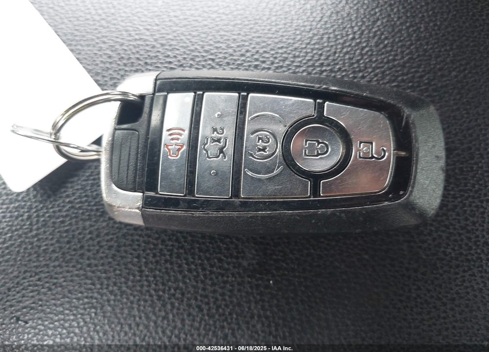 2018 FORD FUSION VIN: 3FA6P0RU6JR123840