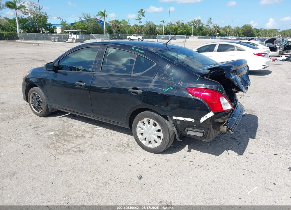 2017 NISSAN VERSA VIN: 3N1CN7AP6HL832026