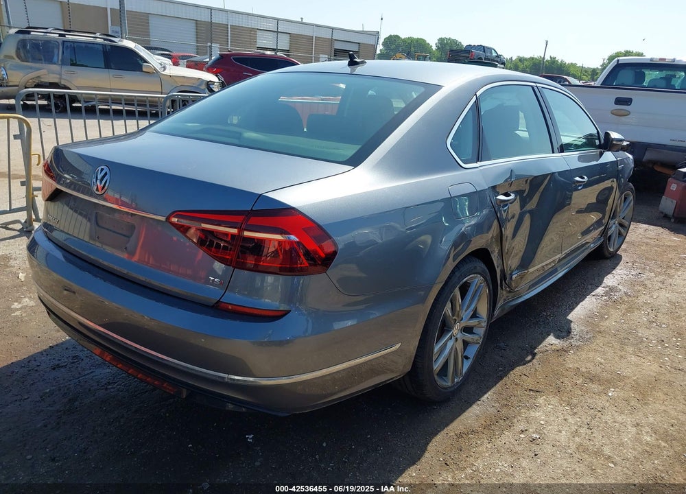 2017 VOLKSWAGEN PASSAT VIN: 1VWDT7A35HC037076