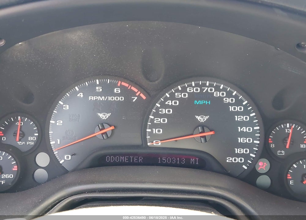 2004 CHEVROLET CORVETTE VIN: 1G1YY22G945133407