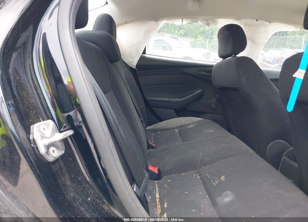 2018 FORD FOCUS VIN: 1FADP3E25JL299192