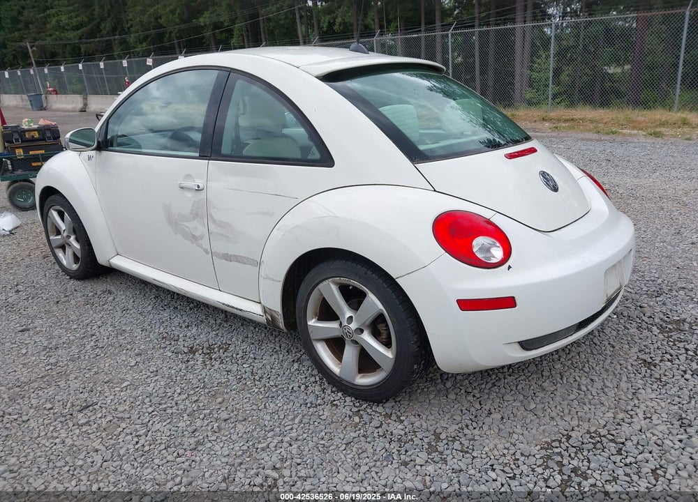 2008 VOLKSWAGEN BEETLE VIN: 3VWFW31C98M516849