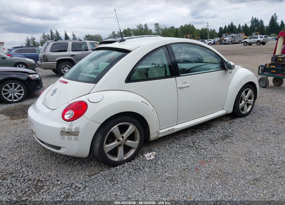 2008 VOLKSWAGEN BEETLE VIN: 3VWFW31C98M516849