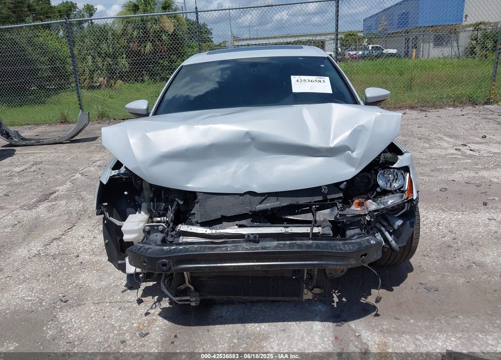 2017 VOLKSWAGEN JETTA GLI VIN: 3VW4T7AJXHM318187