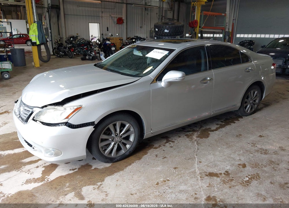 2011 LEXUS ES 350 VIN: JTHBK1EG3B2433008