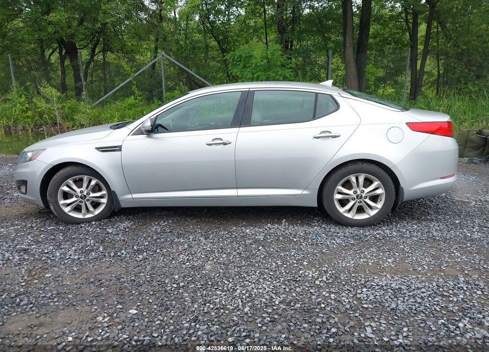 2011 KIA OPTIMA VIN: KNAGN4A71B5148051