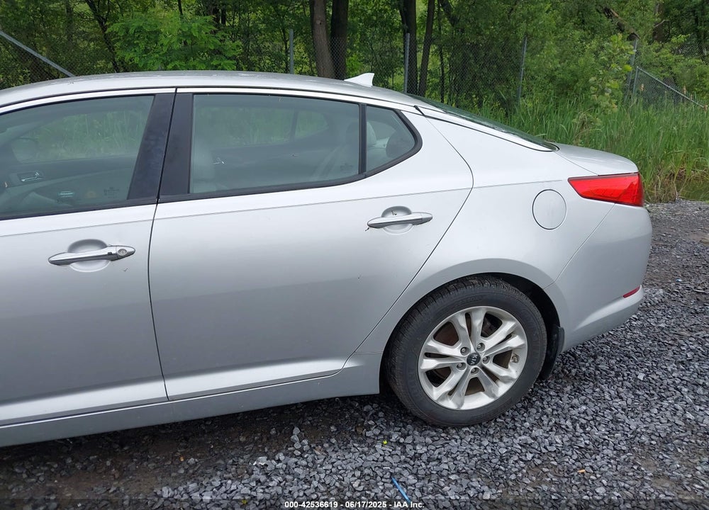 2011 KIA OPTIMA VIN: KNAGN4A71B5148051