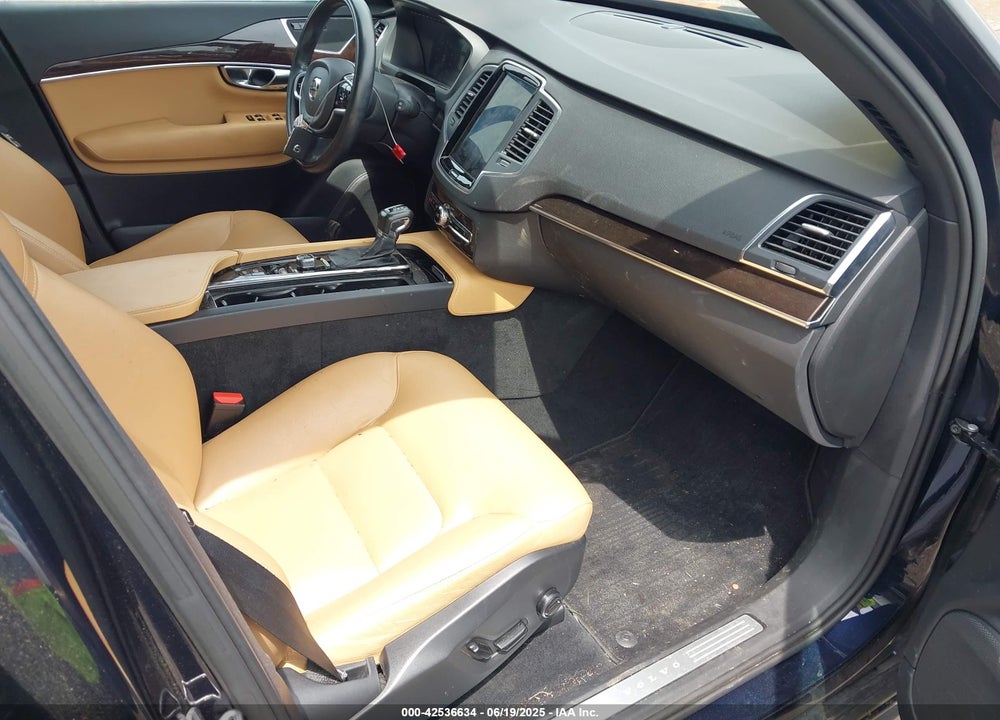2019 VOLVO XC90 T6 MOMENTUM VIN: YV4A22PK9K1423171