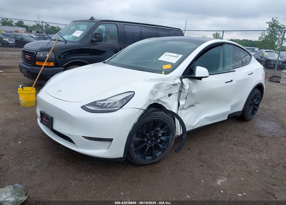 2021 TESLA MODEL Y VIN: 5YJYGDEE8MF068886
