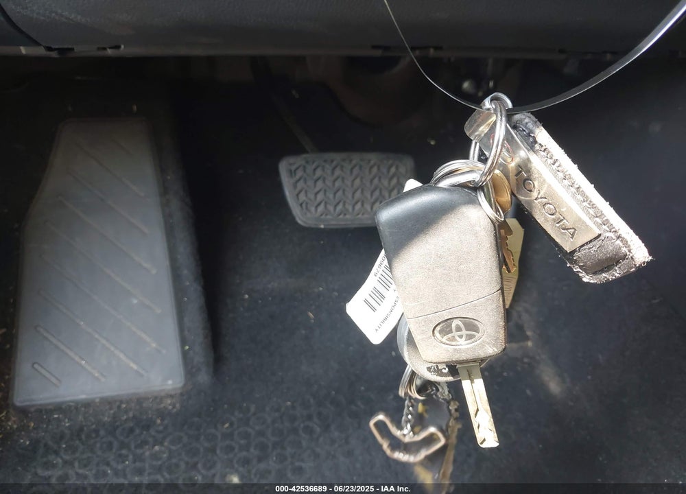 2021 TOYOTA RAV4 VIN: 2T3F1RFV1MC169137