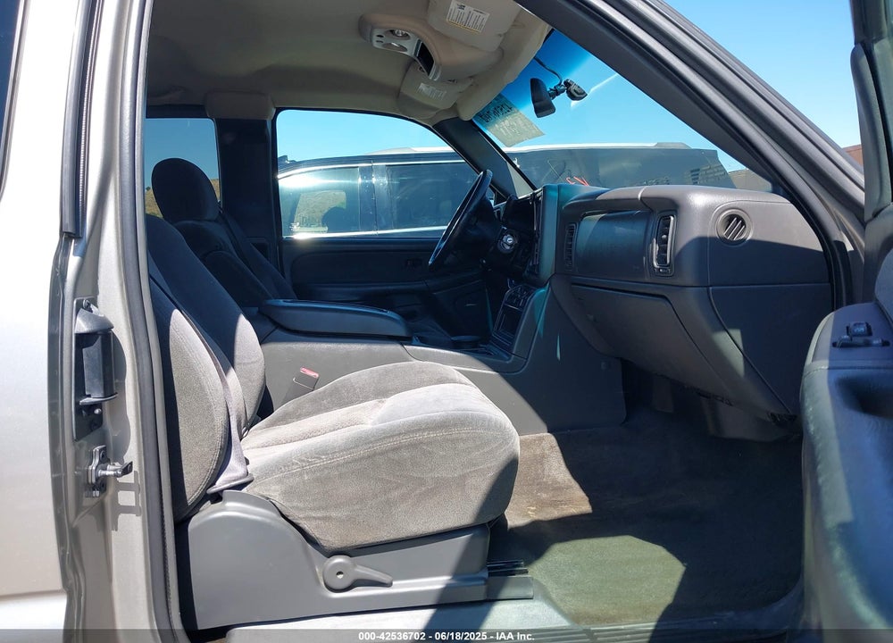 2003 CHEVROLET SILVERADO 1500 LS VIN: 2GCEC19T431304795