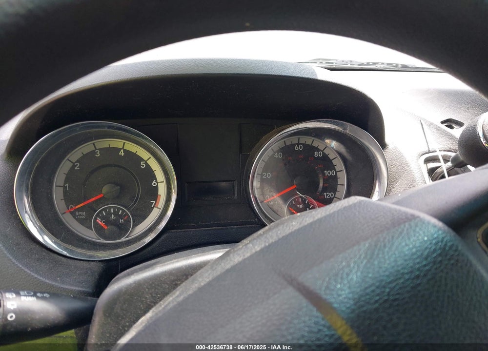 2012 DODGE GRAND CARAVAN SXT VIN: 2C4RDGCG8CR206142
