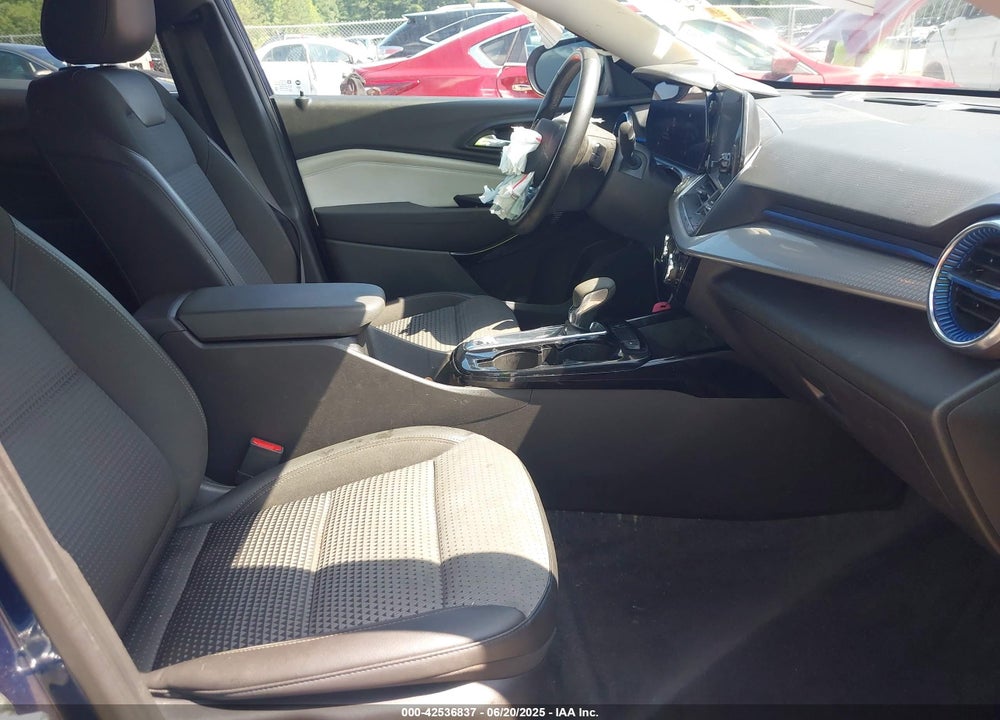 2024 CHEVROLET TRAX FWD LT VIN: KL77LHE24RC000896