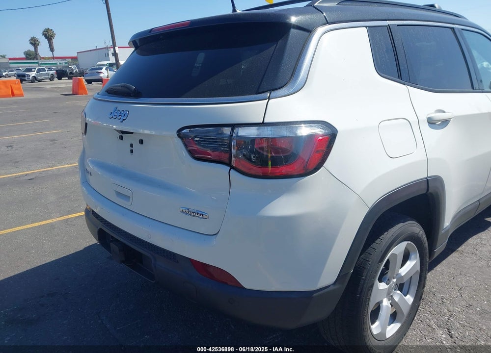 2019 JEEP COMPASS VIN: 3C4NJDBB5KT789289