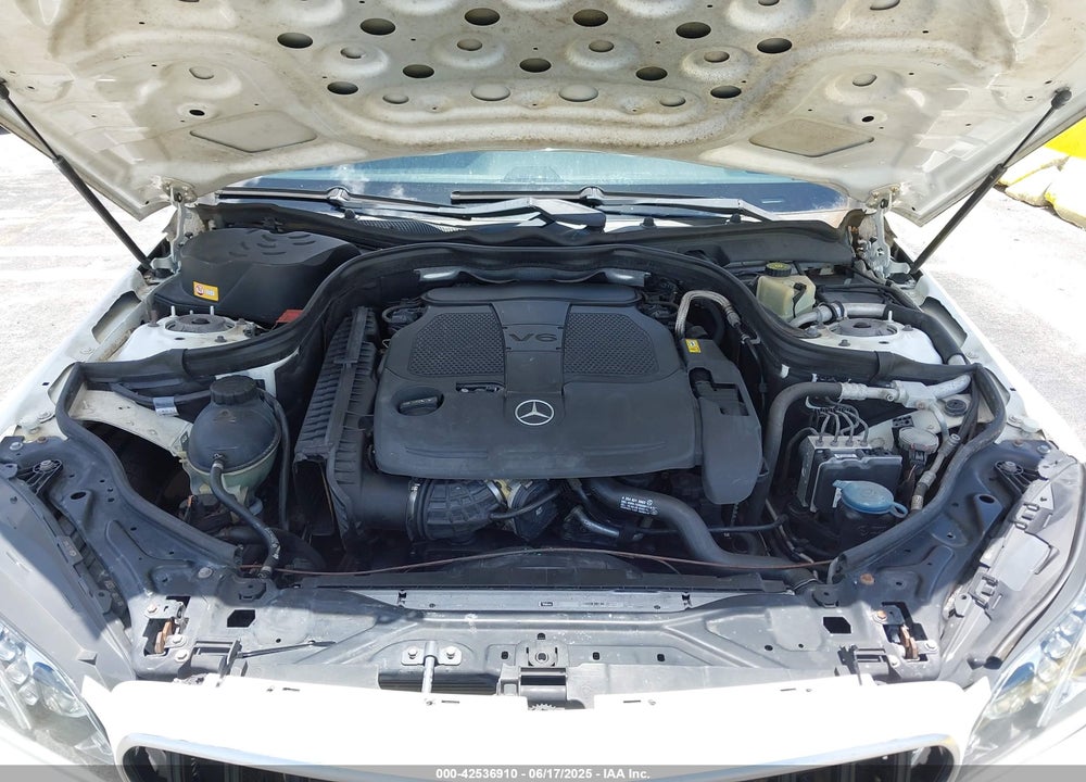 2012 MERCEDES-BENZ E 350 VIN: WDDHF5KB5CA608193