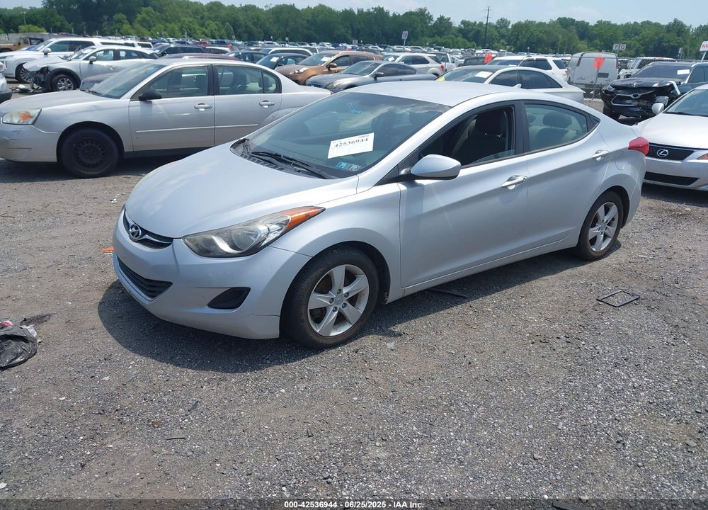 2013 HYUNDAI ELANTRA VIN: 5NPDH4AE4DH247574