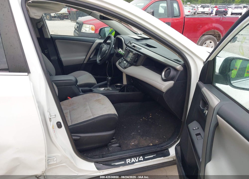 2018 TOYOTA RAV4 VIN: 2T3WFREV4JW469929