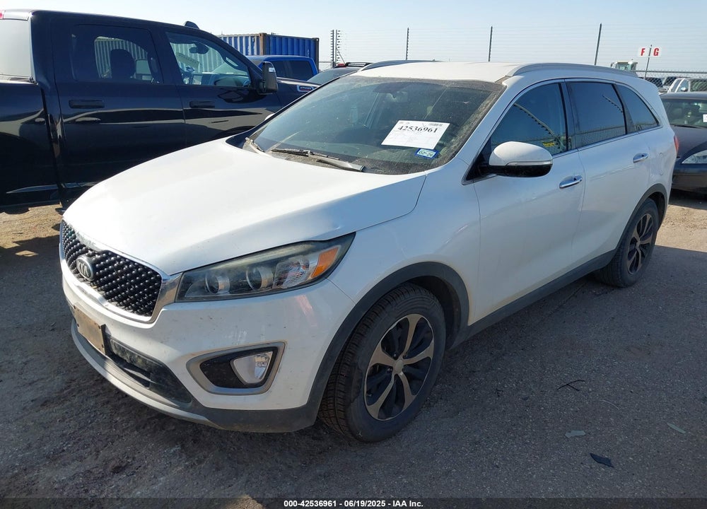 2017 KIA SORENTO VIN: 5XYPH4A50HG294904