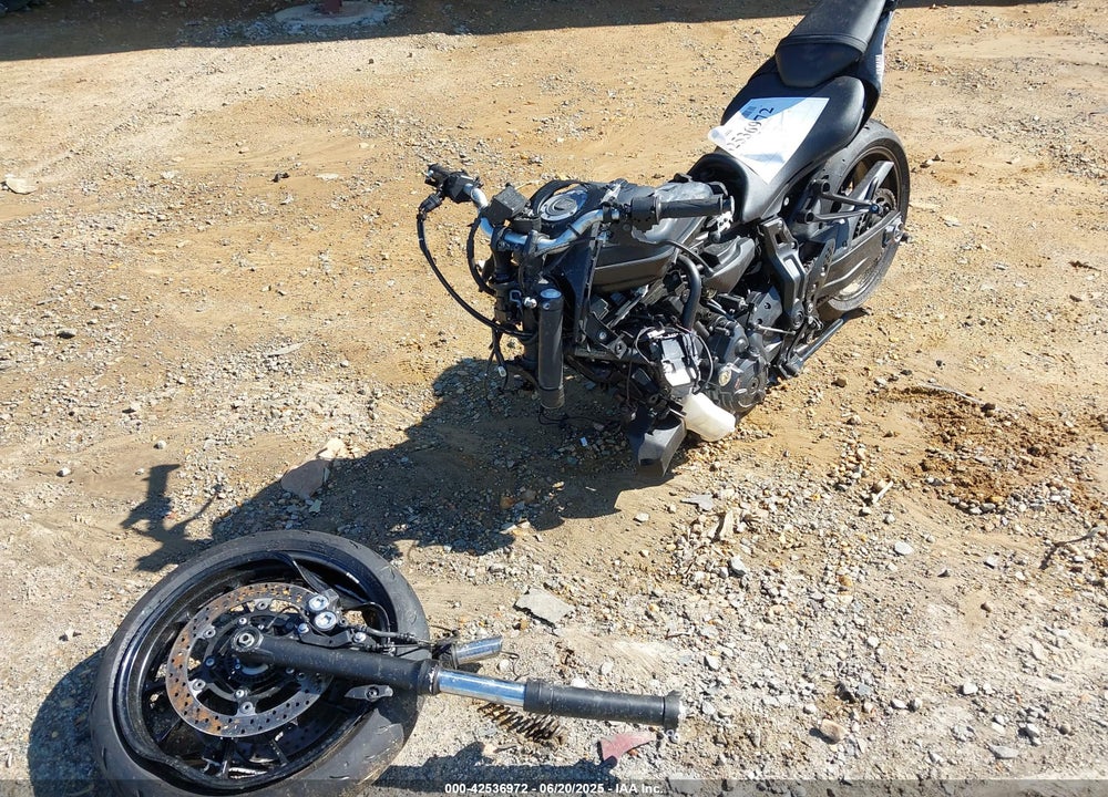2022 YAMAHA MT07 VIN: JYARM32E5NA004483