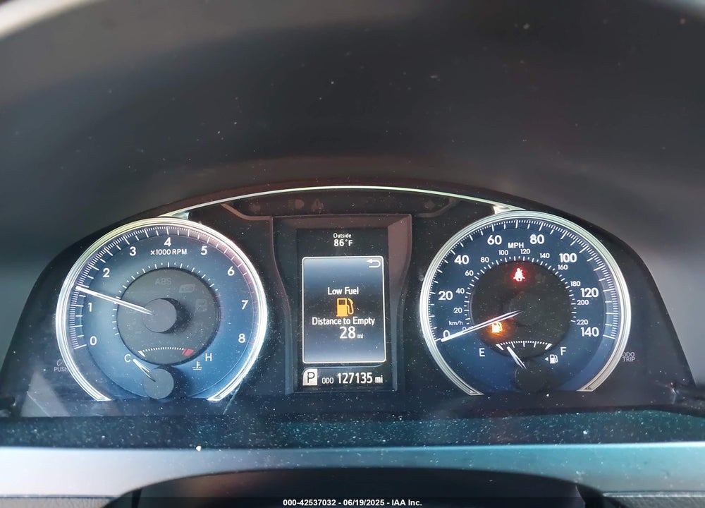 2016 TOYOTA CAMRY VIN: 4T1BF1FK5GU567826