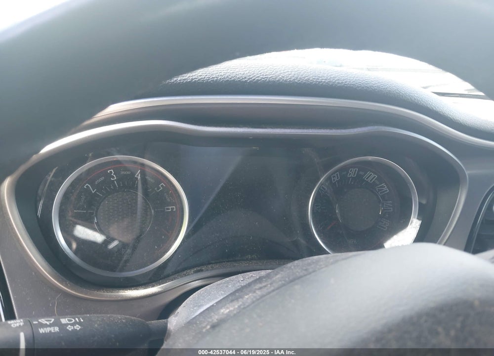 2019 DODGE CHALLENGER VIN: 2C3CDZJG9KH621421