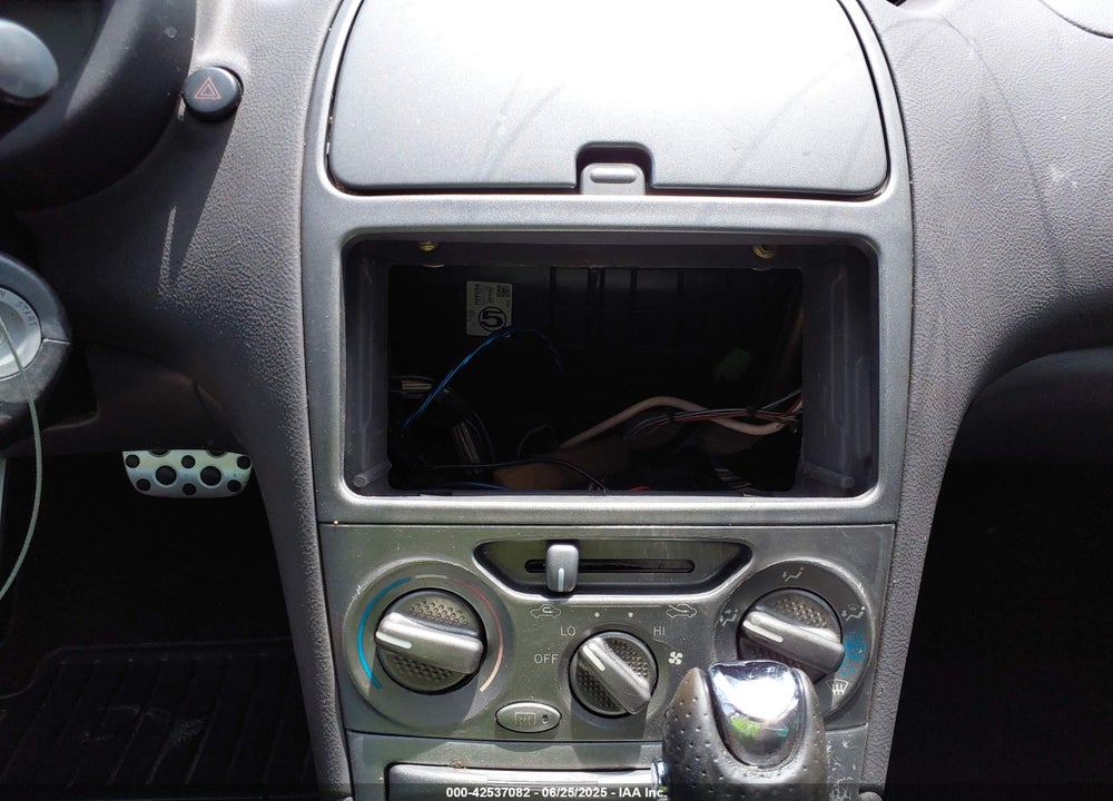 2002 TOYOTA CELICA VIN: JTDDR32T320128705
