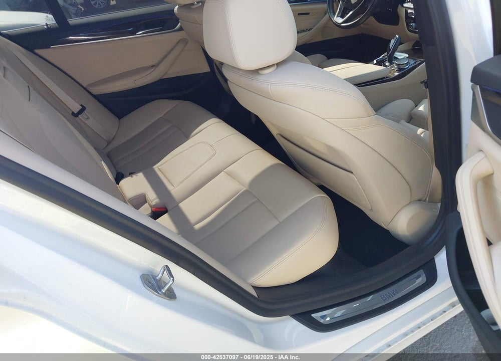 2020 BMW 530I VIN: WBAJR3C08LCE08370