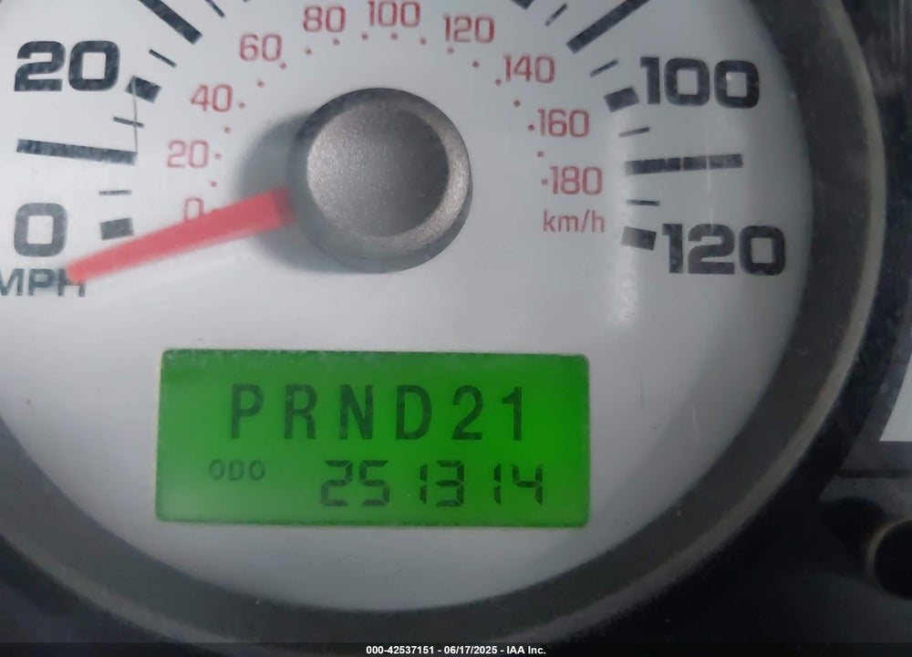 2007 FORD ESCAPE VIN: 1FMYU02Z57KB51364