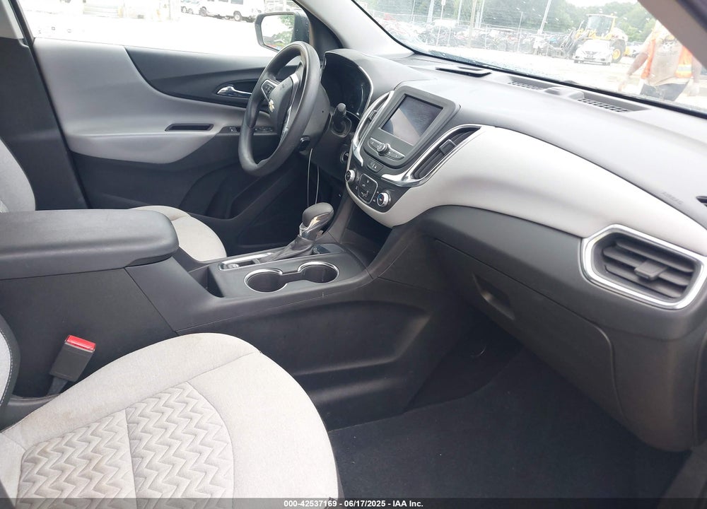 2022 CHEVROLET EQUINOX FWD LS VIN: 2GNAXHEV9N6136104