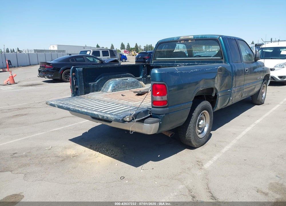 1998 DODGE RAM 1500 ST VIN: 1B7HC13Y0WJ252013