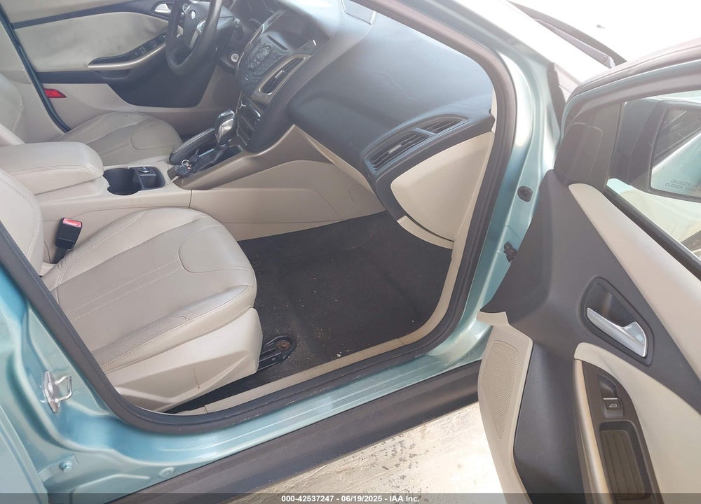2012 FORD FOCUS VIN: 1FAHP3M21CL168640