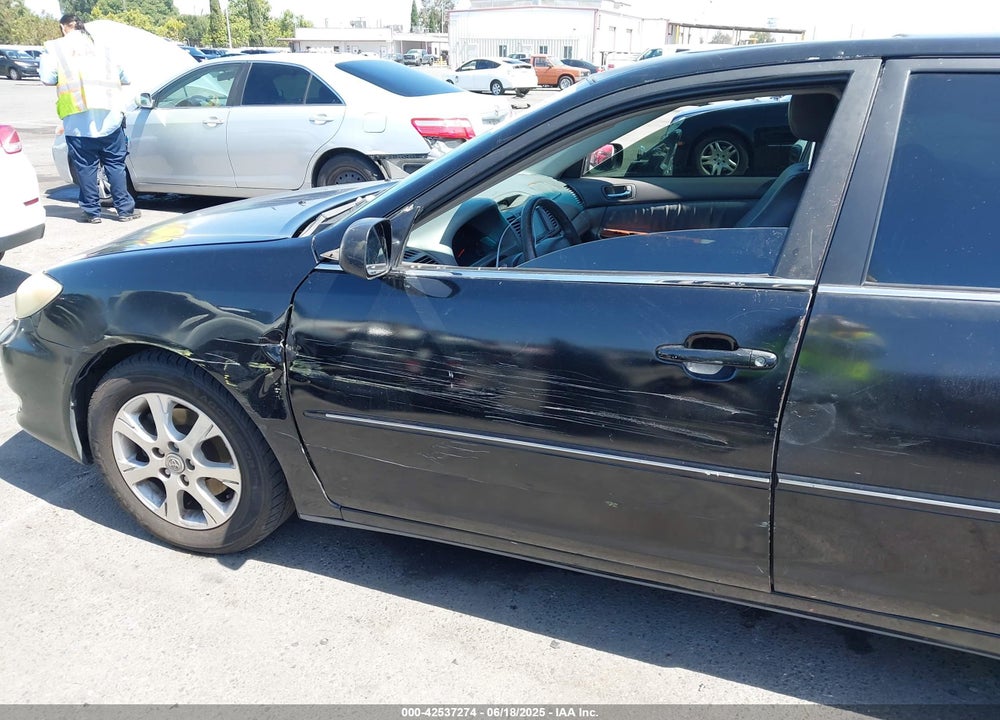 2005 TOYOTA CAMRY XLE V6 VIN: 4T1BF32K05U085036