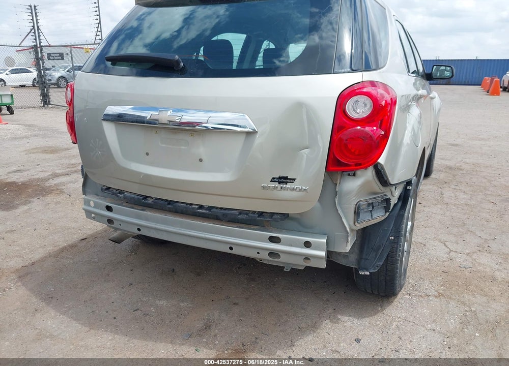 2014 CHEVROLET EQUINOX VIN: 1GNALAEK8EZ133644