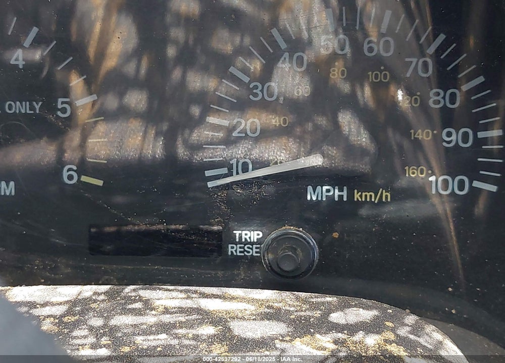 1999 JEEP CHEROKEE CLASSIC/SPORT VIN: 1J4FF68S7XL503819