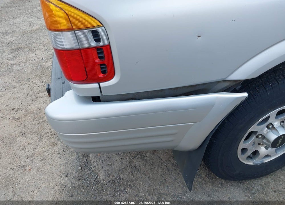 1998 ISUZU RODEO LS/S VIN: 4S2CK58WXW4319084