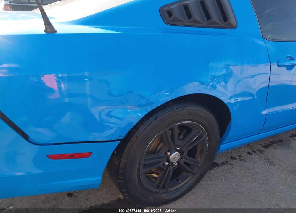 2014 FORD MUSTANG VIN: 1ZVBP8AM0E5210769